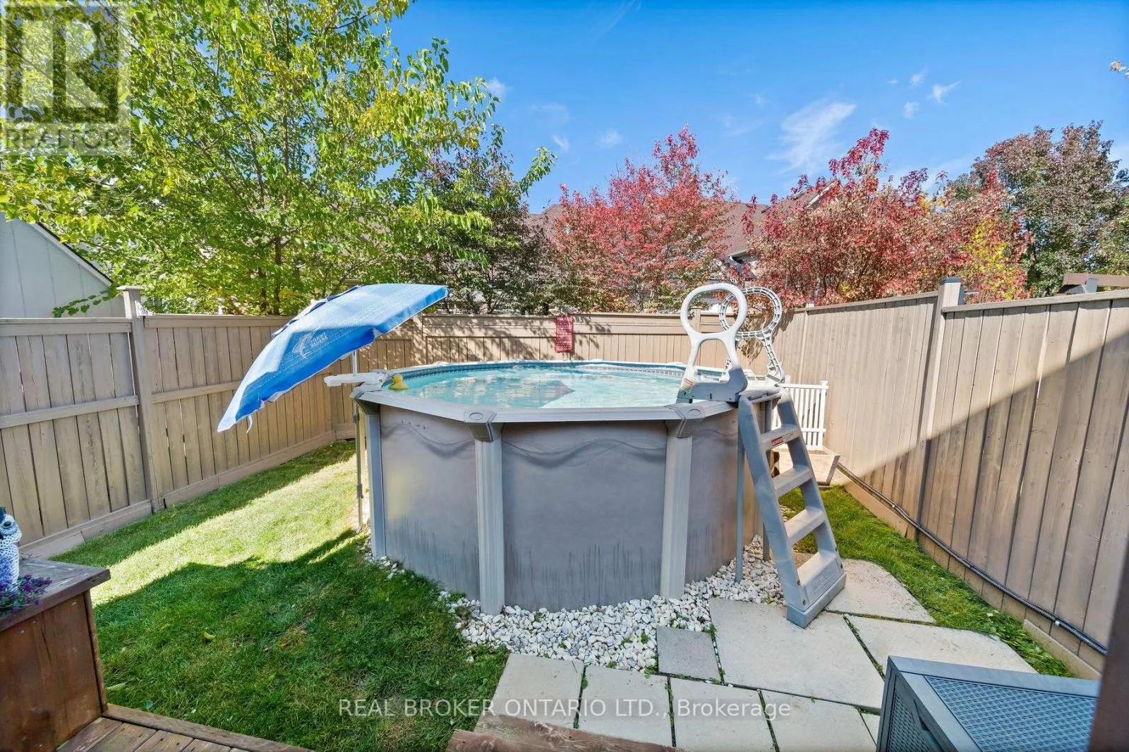 45 WOODCOTE CRESCENT