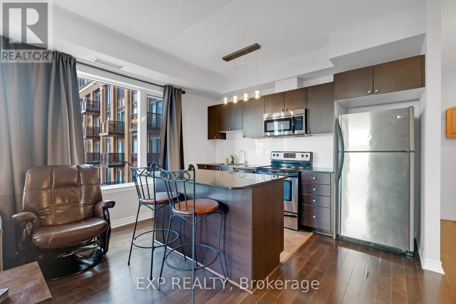 505 - 385 PRINCE OF WALES DRIVE
