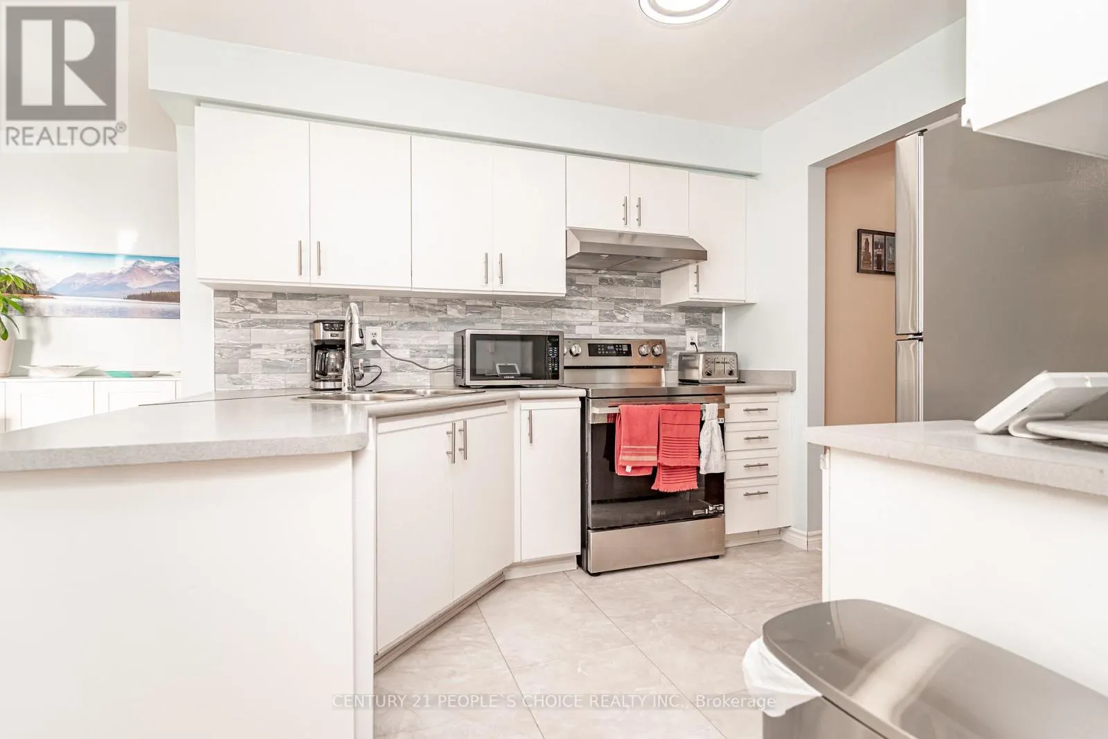 31 VIVIANS CRESCENT