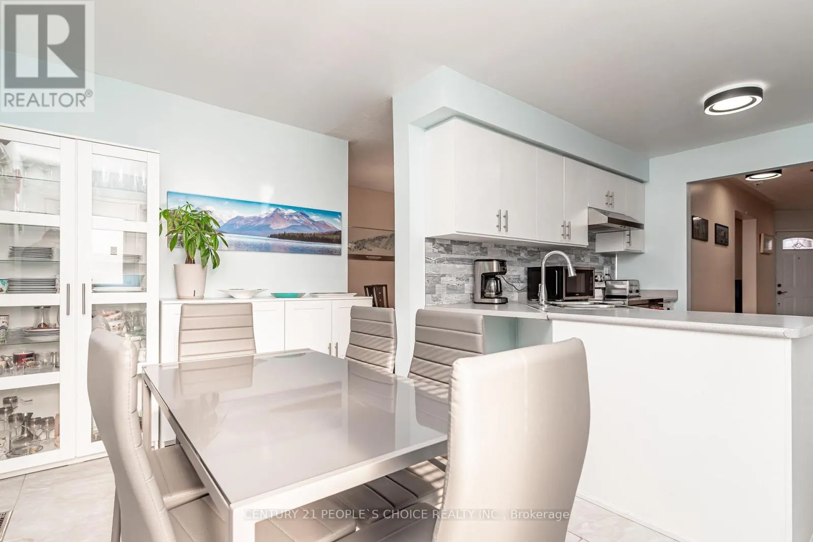 31 VIVIANS CRESCENT