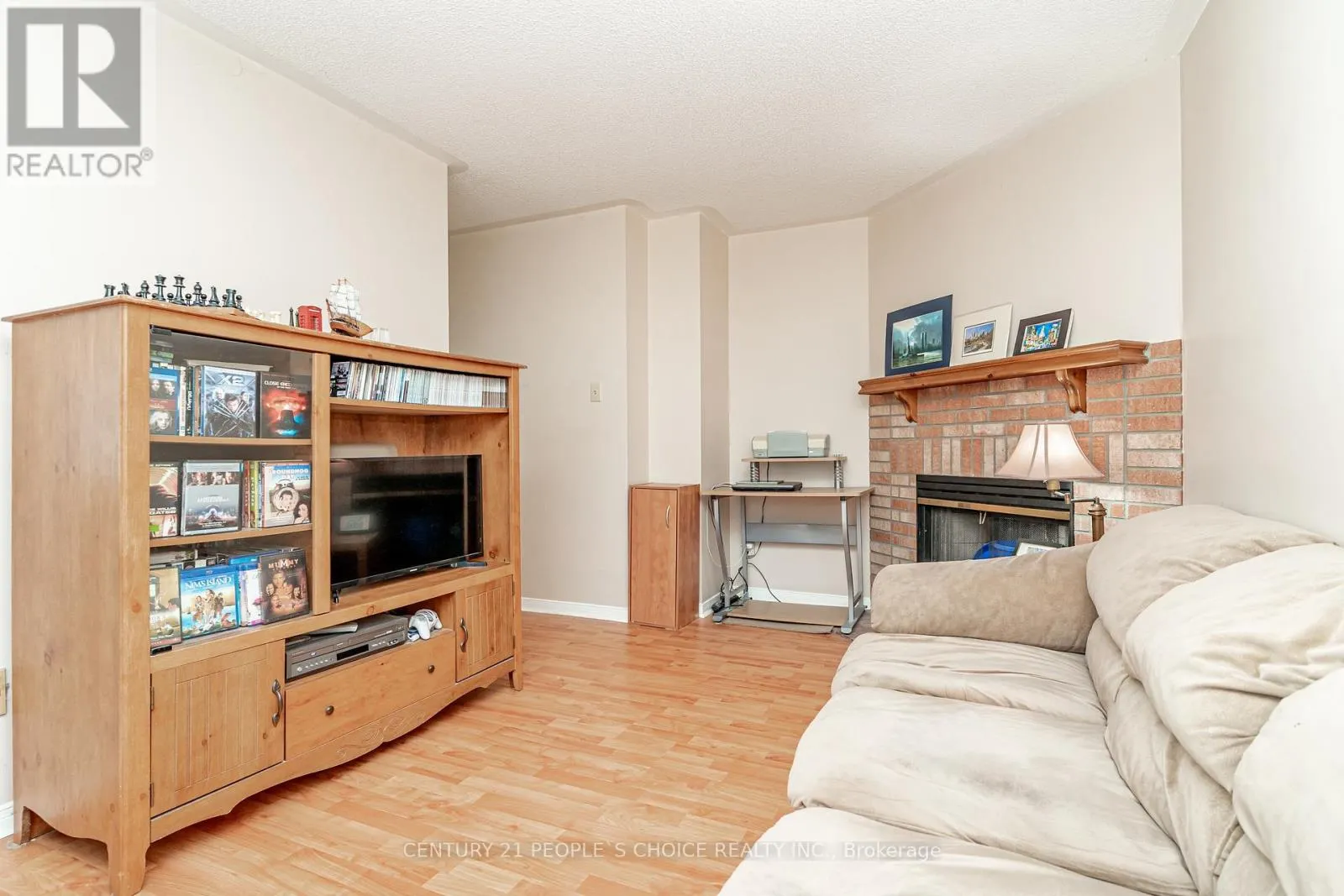 31 VIVIANS CRESCENT