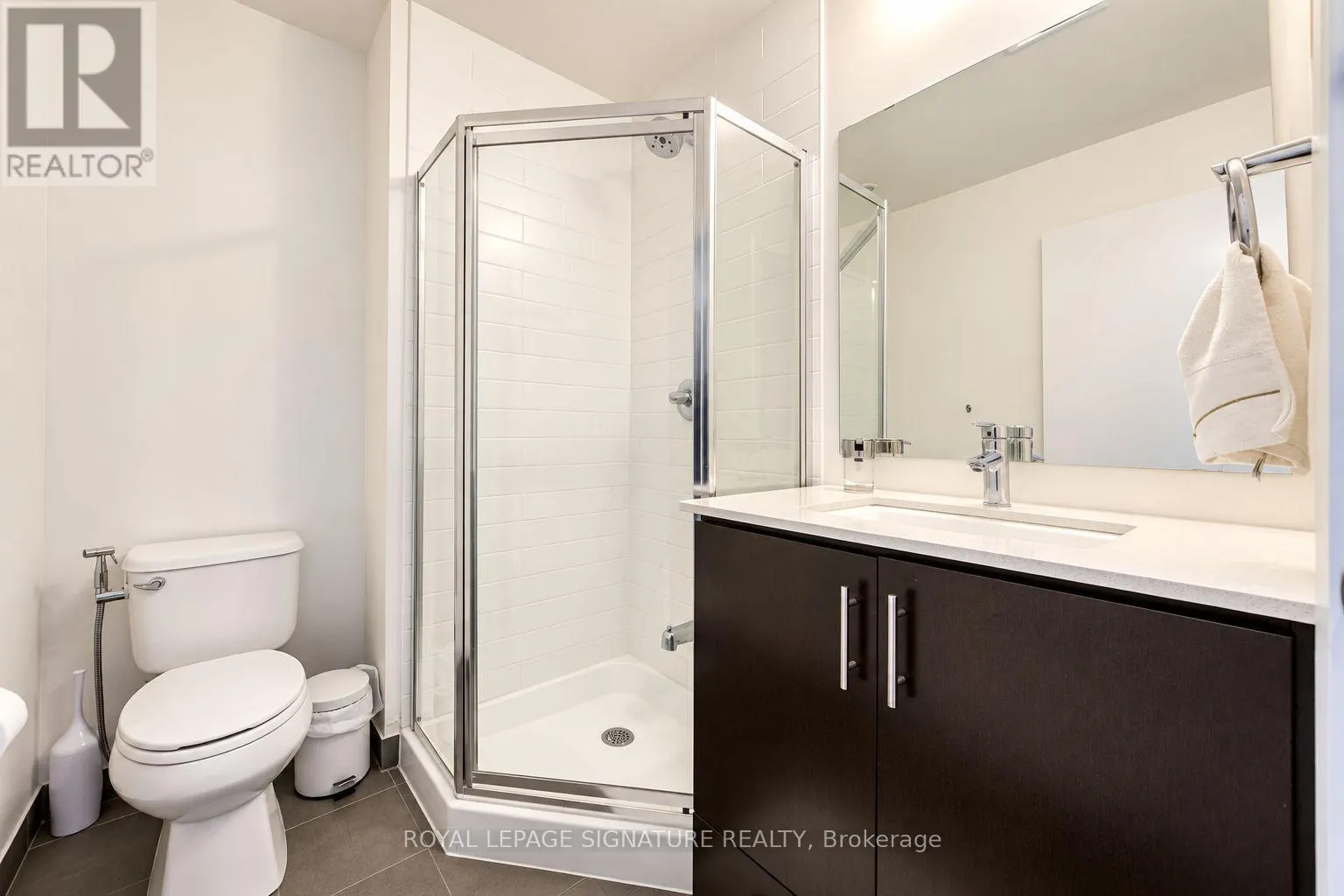 3005 - 360 SQUARE ONE DRIVE