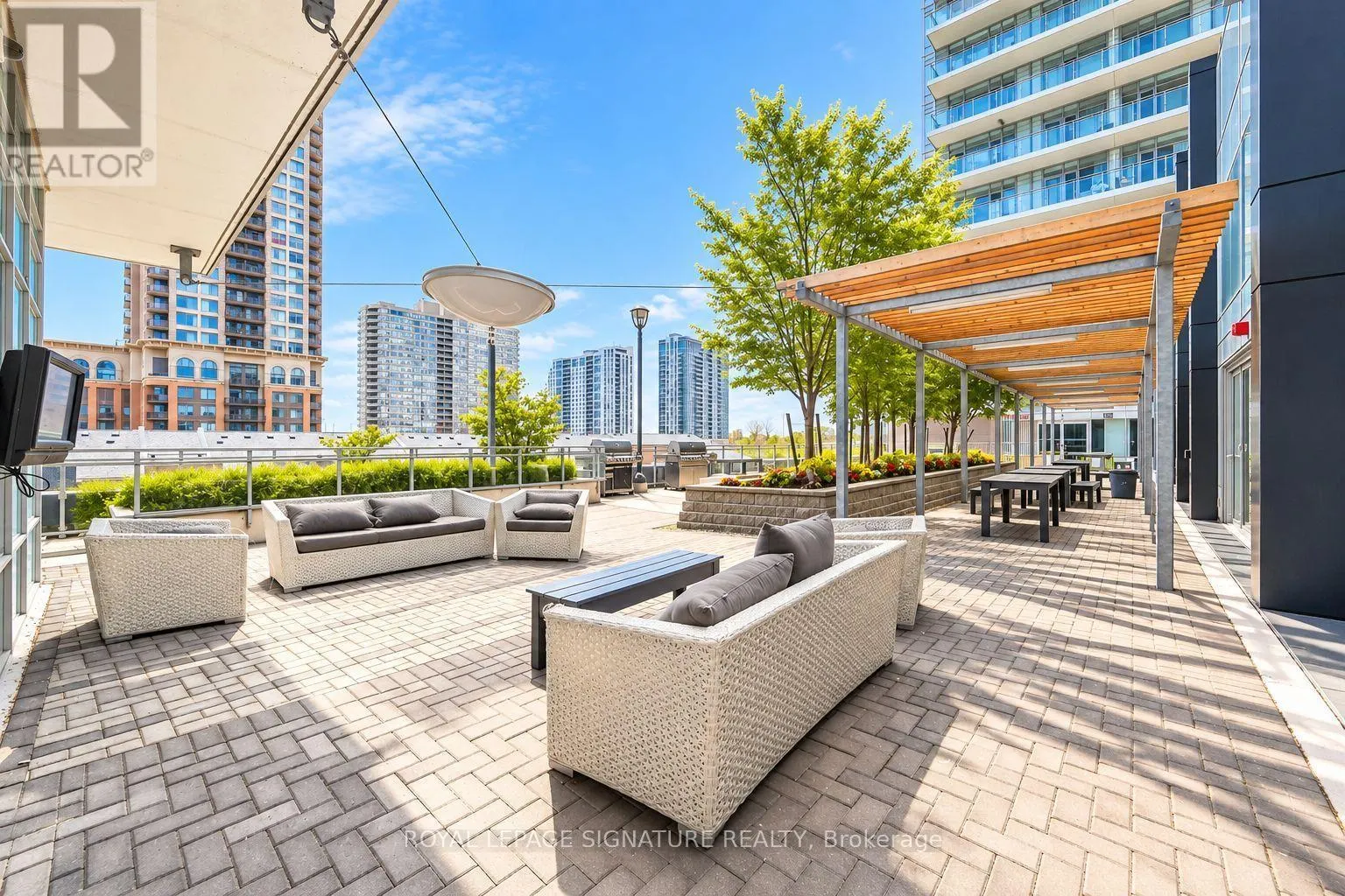 3005 - 360 SQUARE ONE DRIVE