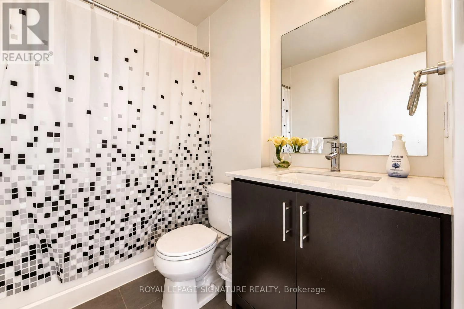 3005 - 360 SQUARE ONE DRIVE
