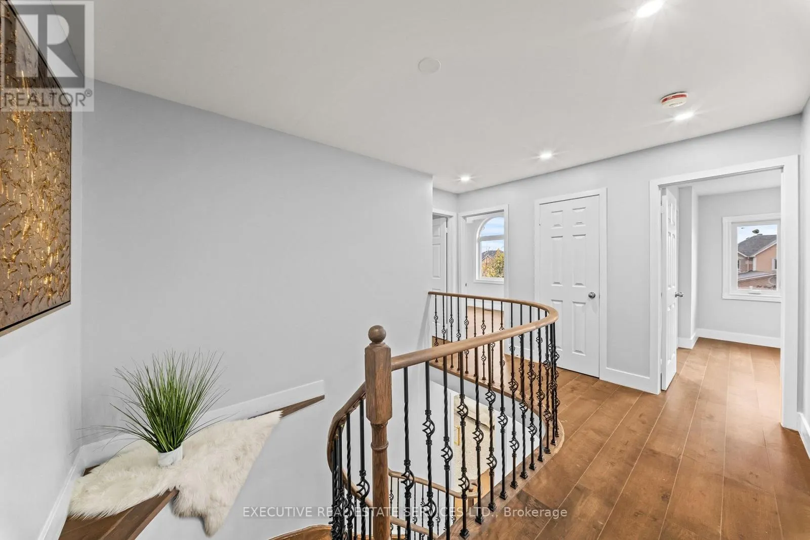 23 FENFLOWER COURT