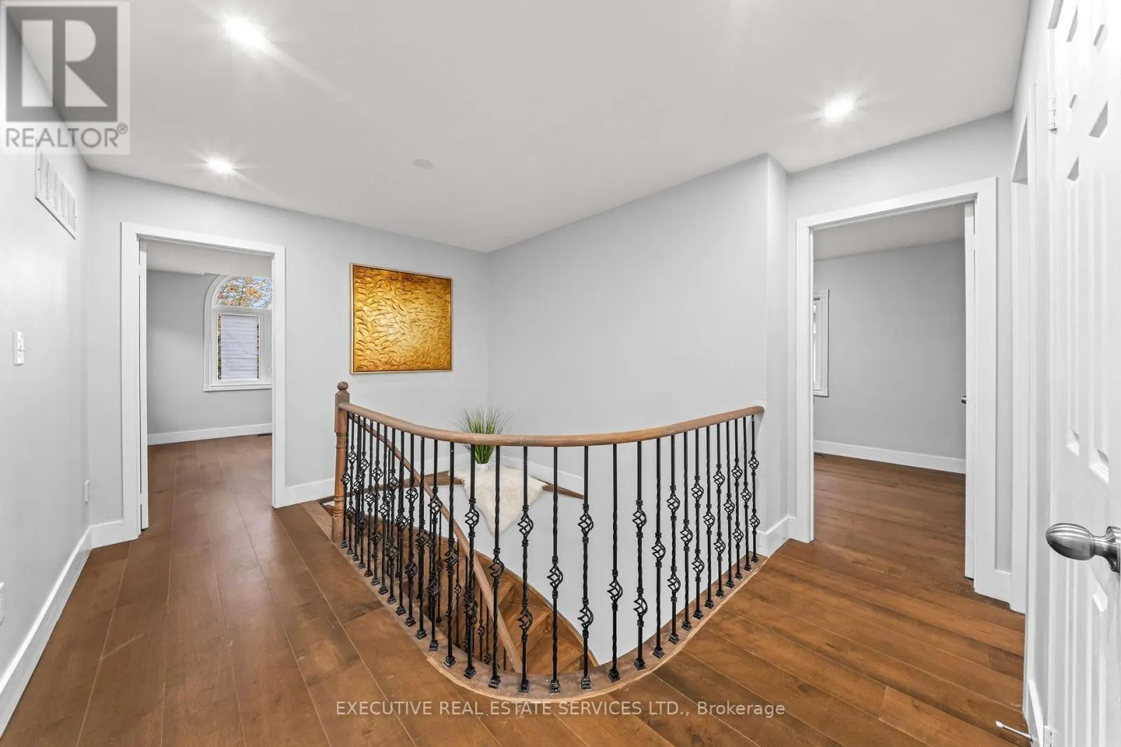 23 FENFLOWER COURT