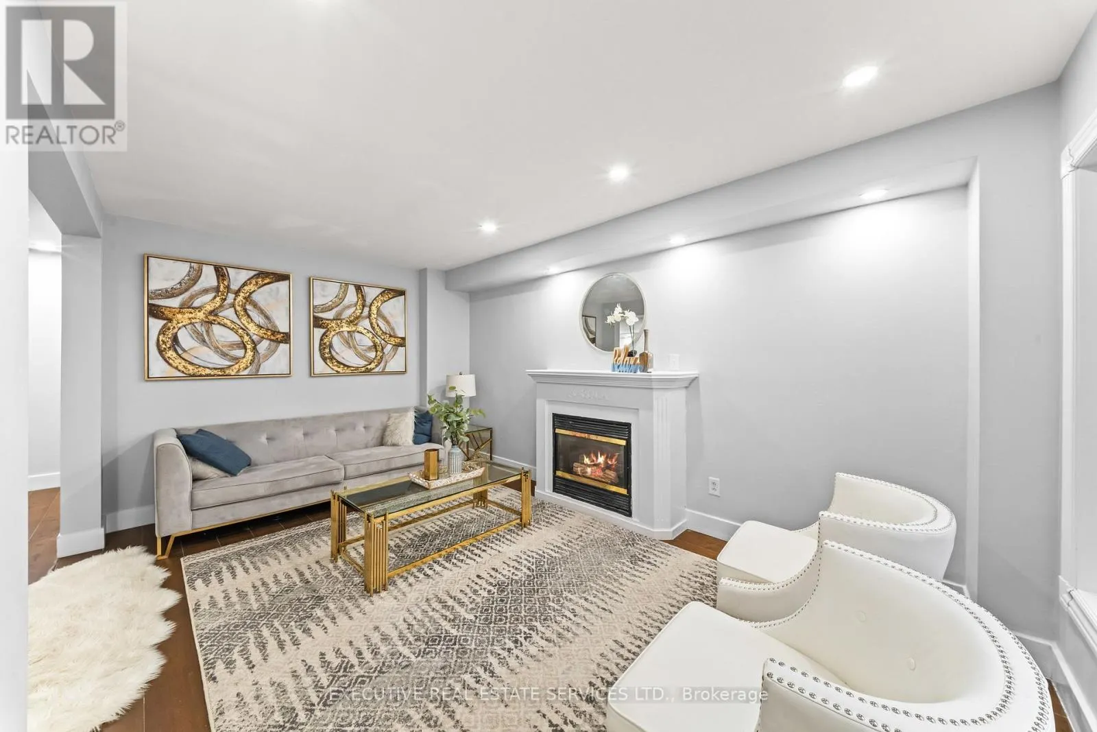 23 FENFLOWER COURT