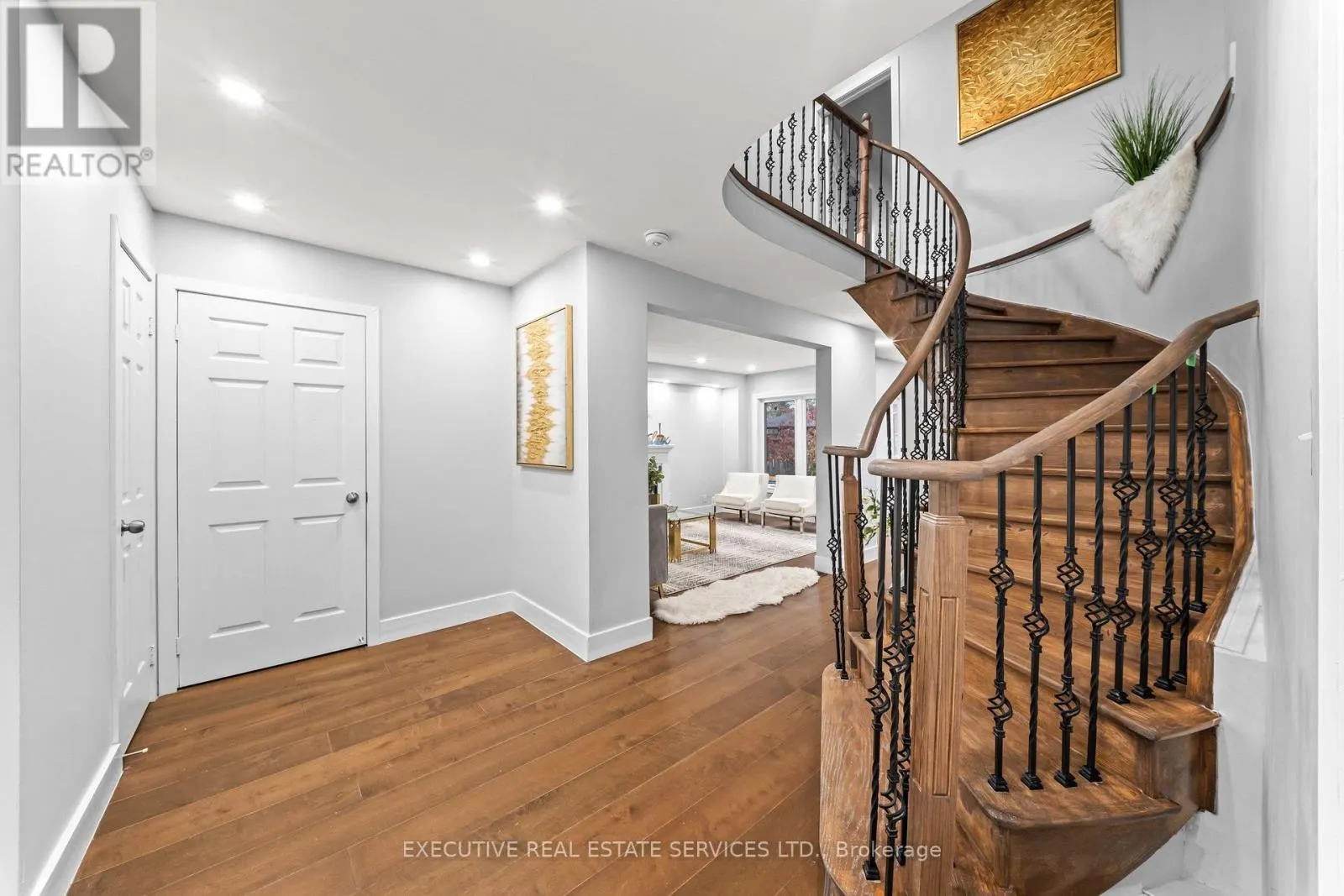 23 FENFLOWER COURT