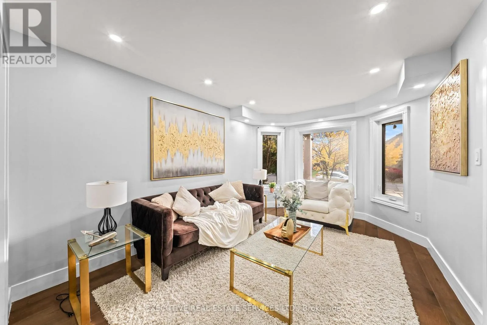 23 FENFLOWER COURT