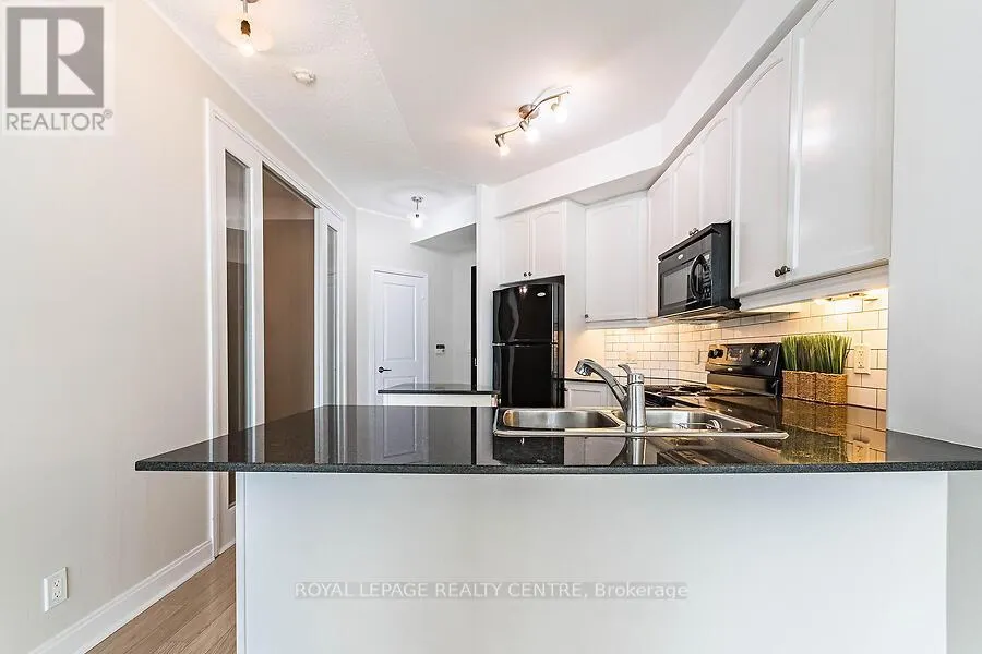 1705 - 90 ABSOLUTE AVENUE