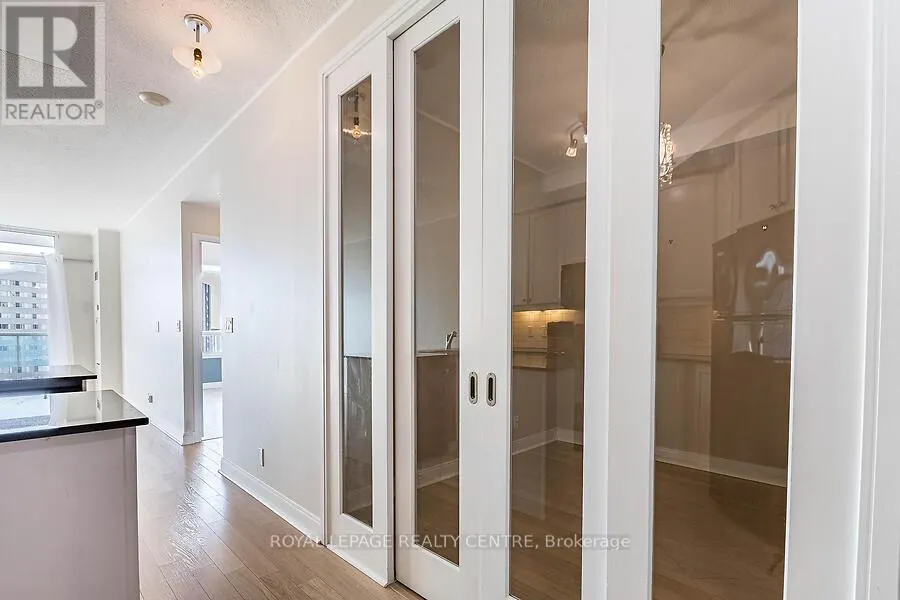 1705 - 90 ABSOLUTE AVENUE