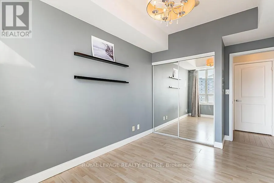 1705 - 90 ABSOLUTE AVENUE
