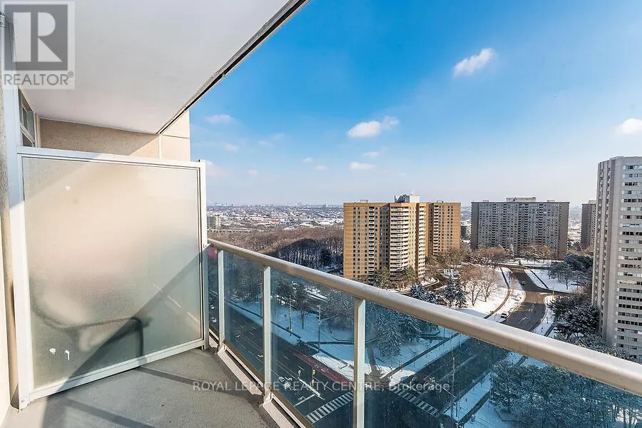 1705 - 90 ABSOLUTE AVENUE