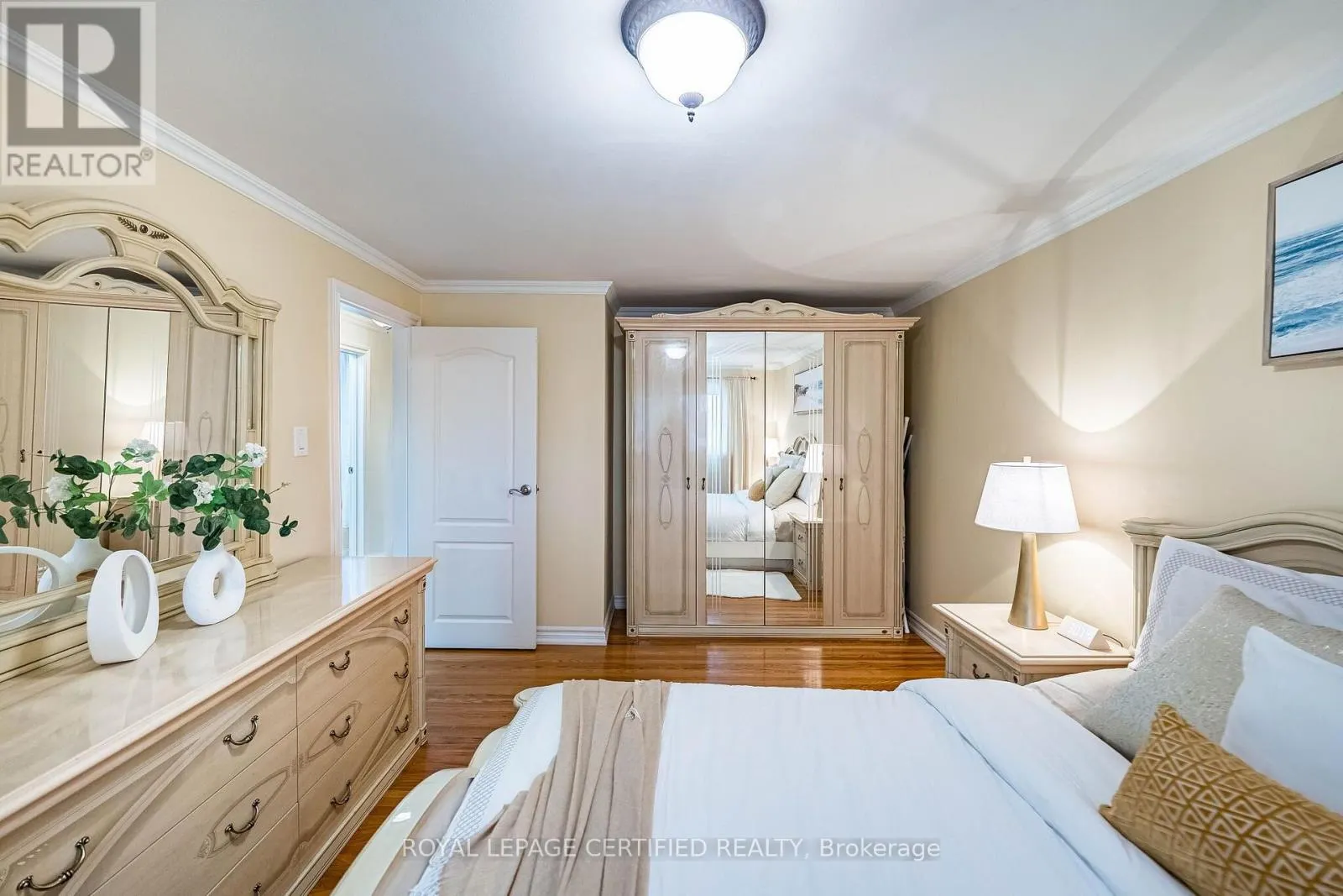 1622 WAVELL CRESCENT