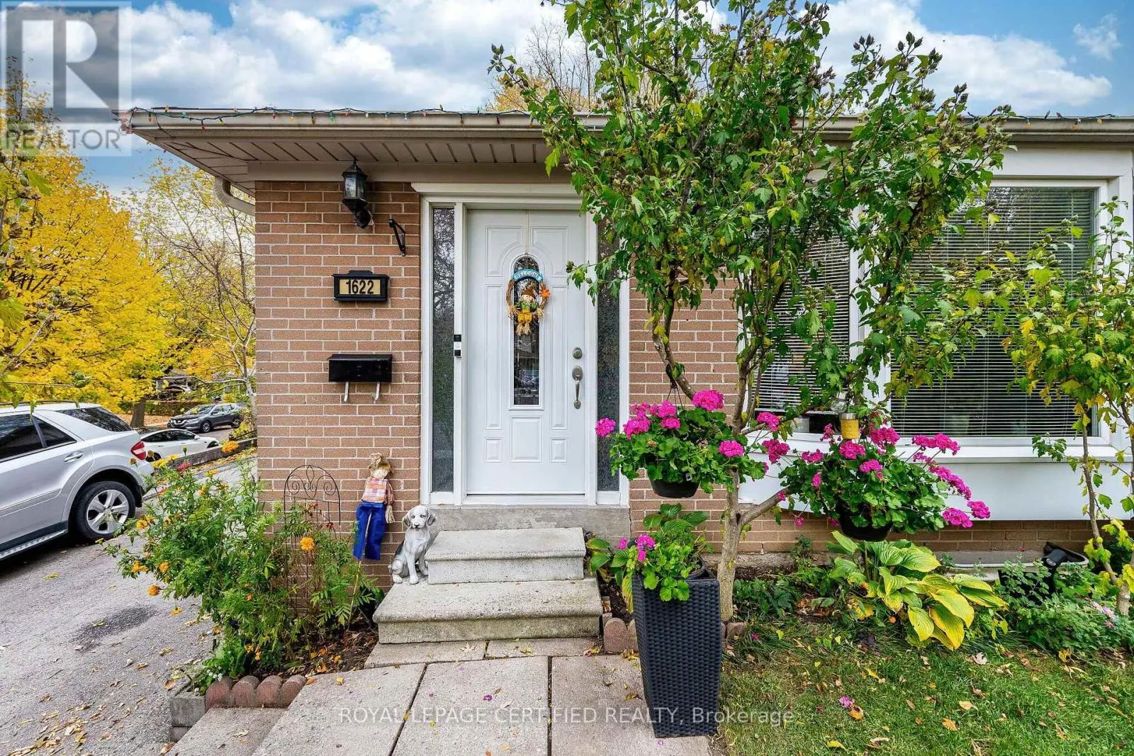1622 WAVELL CRESCENT