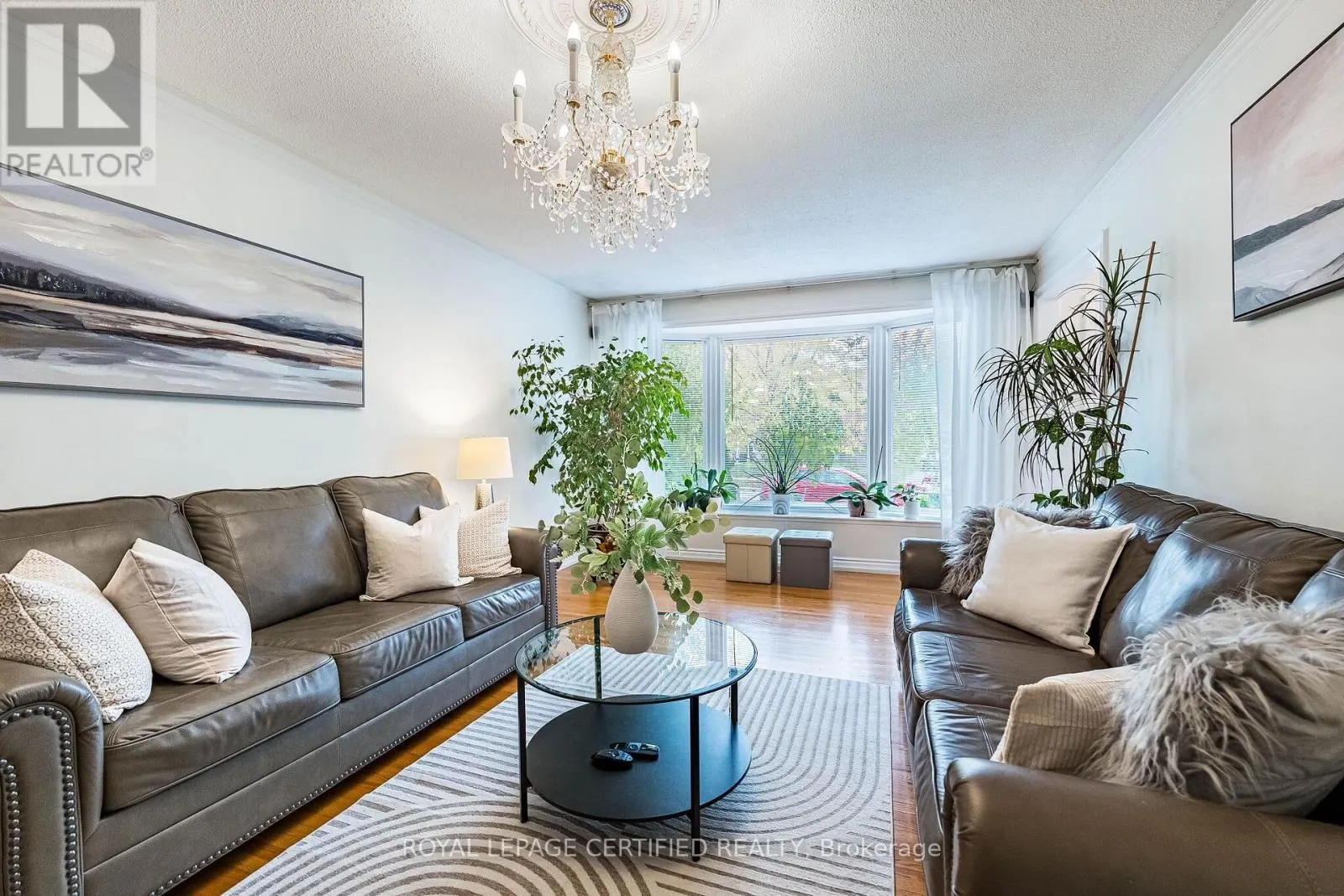 1622 WAVELL CRESCENT