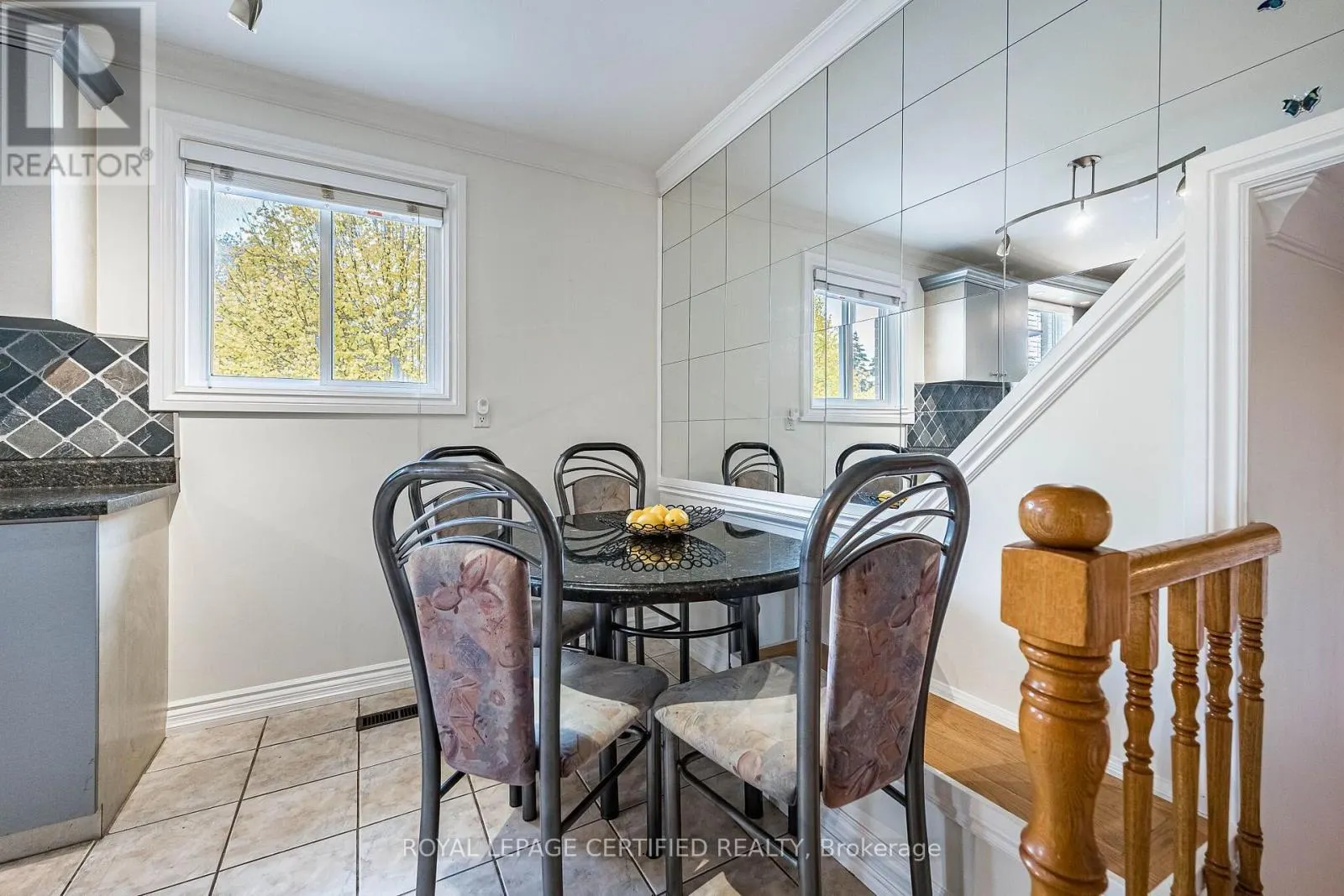 1622 WAVELL CRESCENT