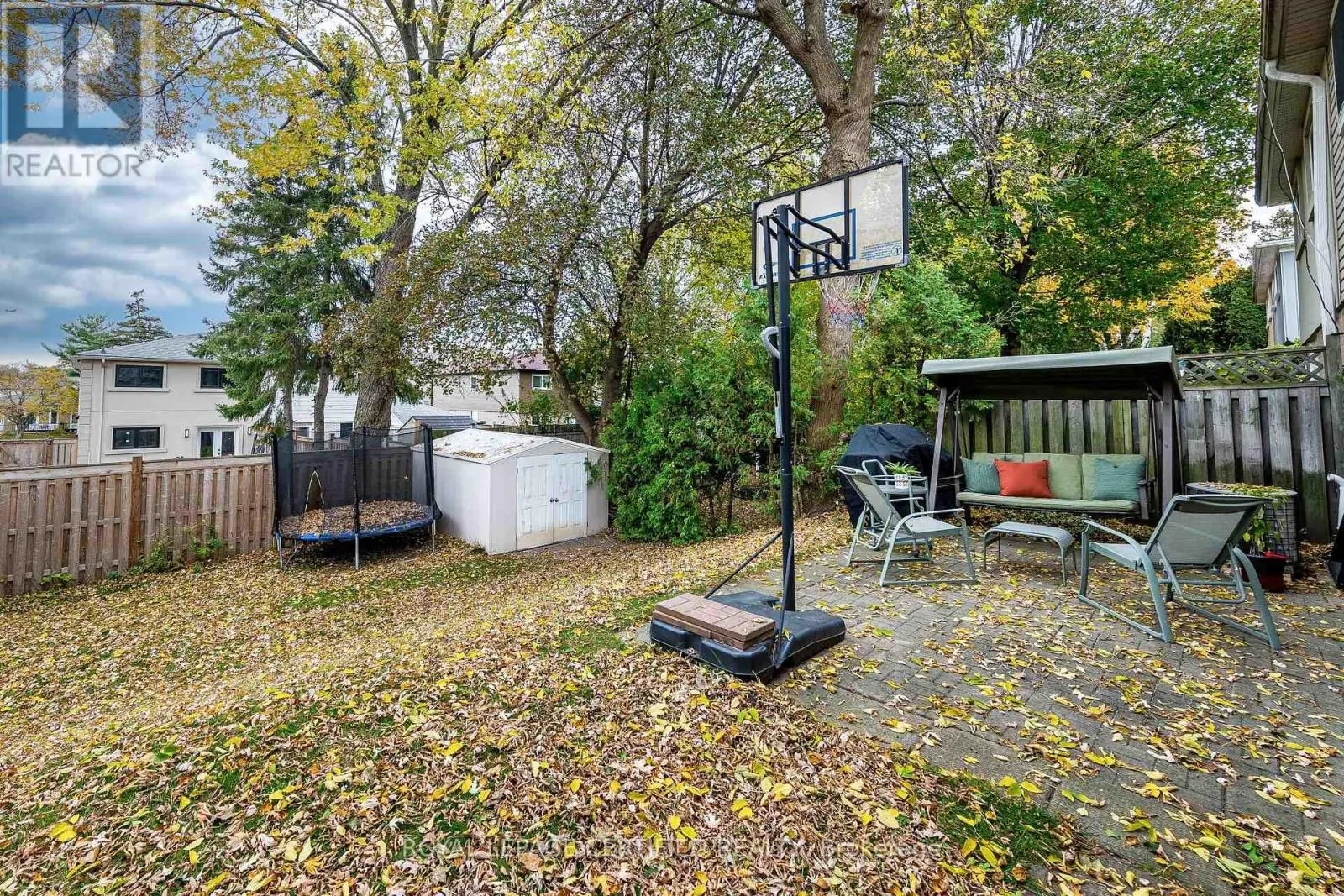1622 WAVELL CRESCENT