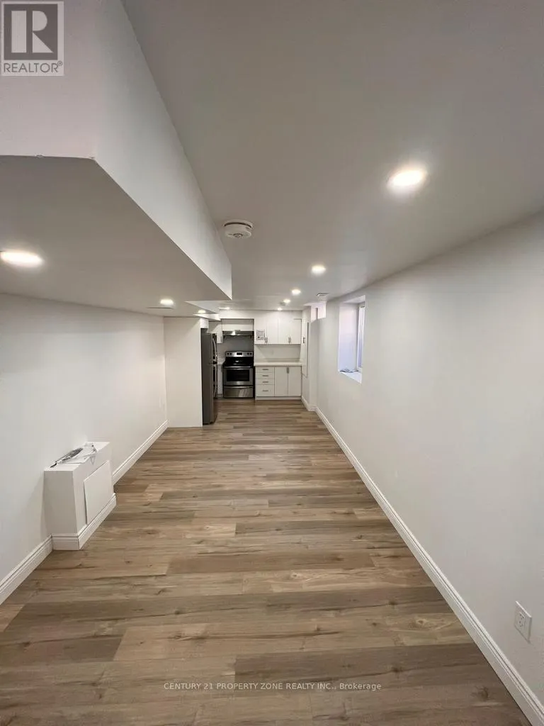 308 QUEEN MARY DRIVE