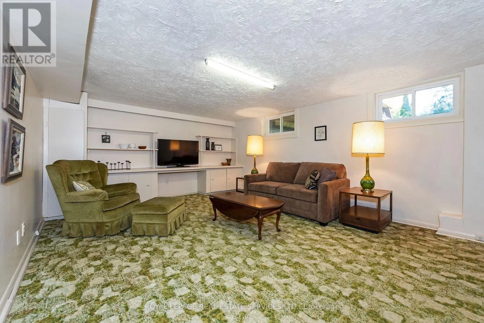 40 WEST DEANE PARK DRIVE