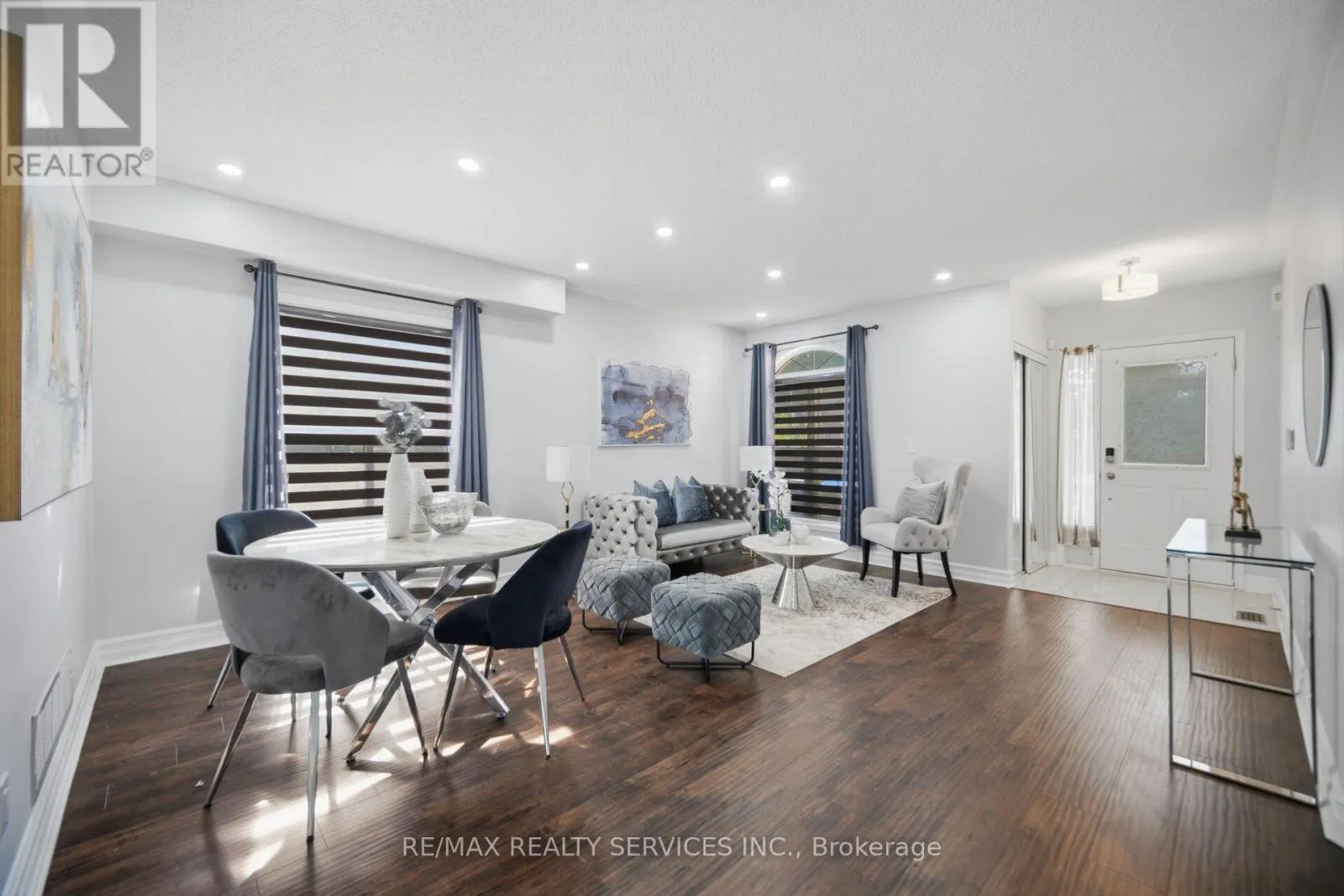 4 SUNNYBROOK CRESCENT