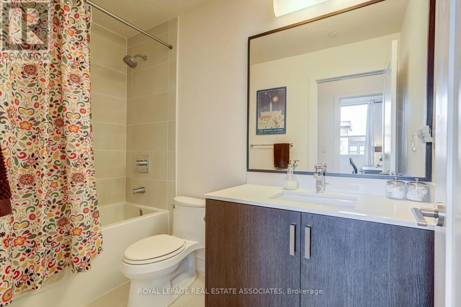 465 - 1575 LAKESHORE ROAD W