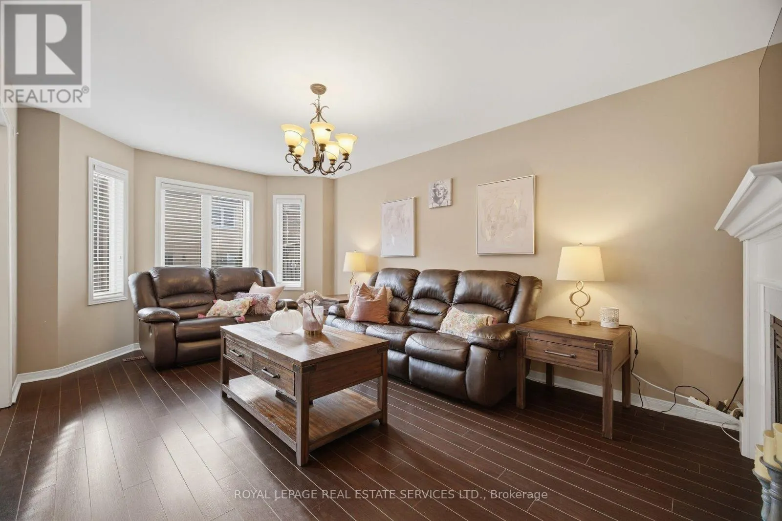 332 DUNCAN LANE N