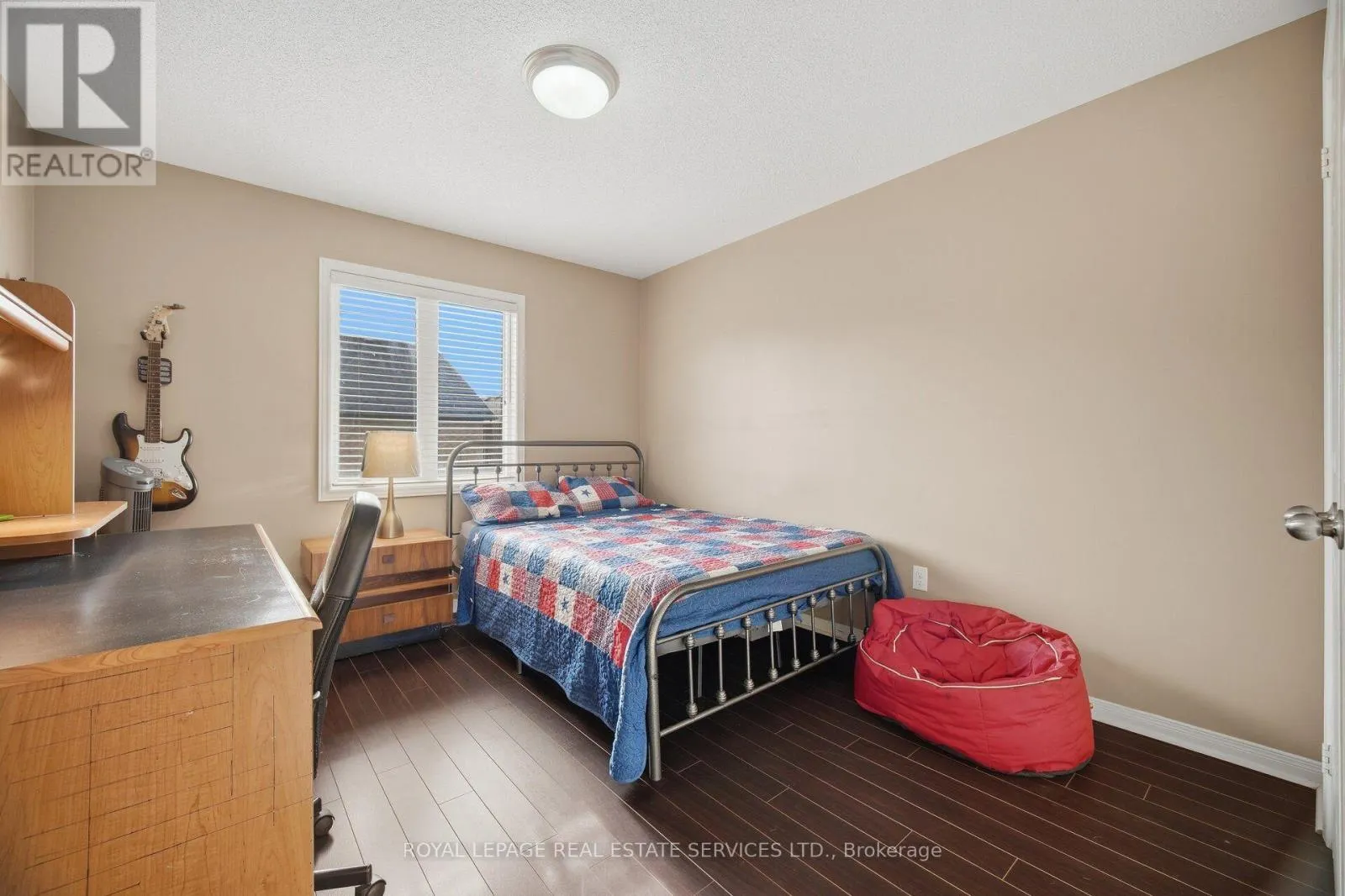 332 DUNCAN LANE N