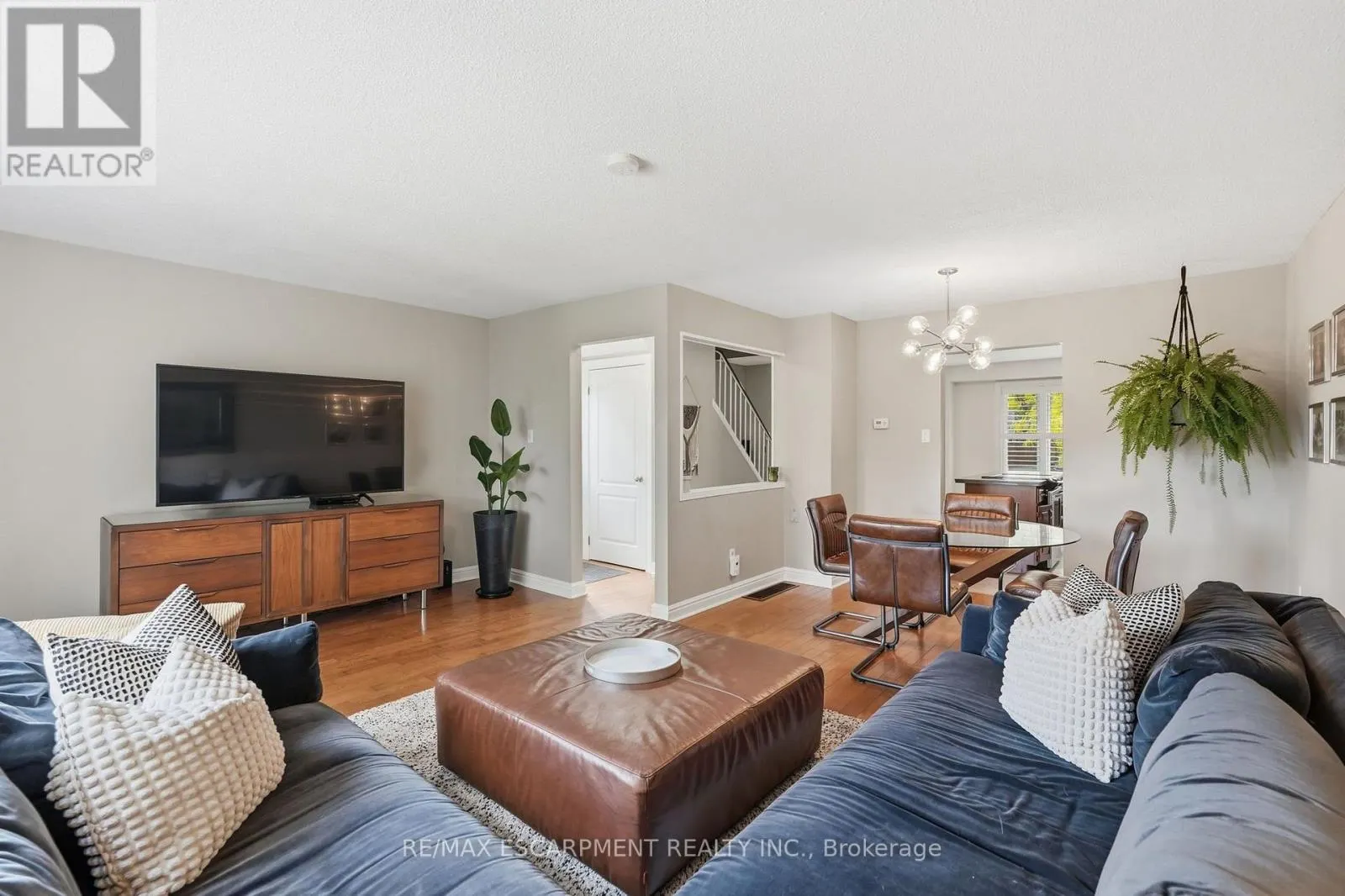 2266 MELISSA CRESCENT