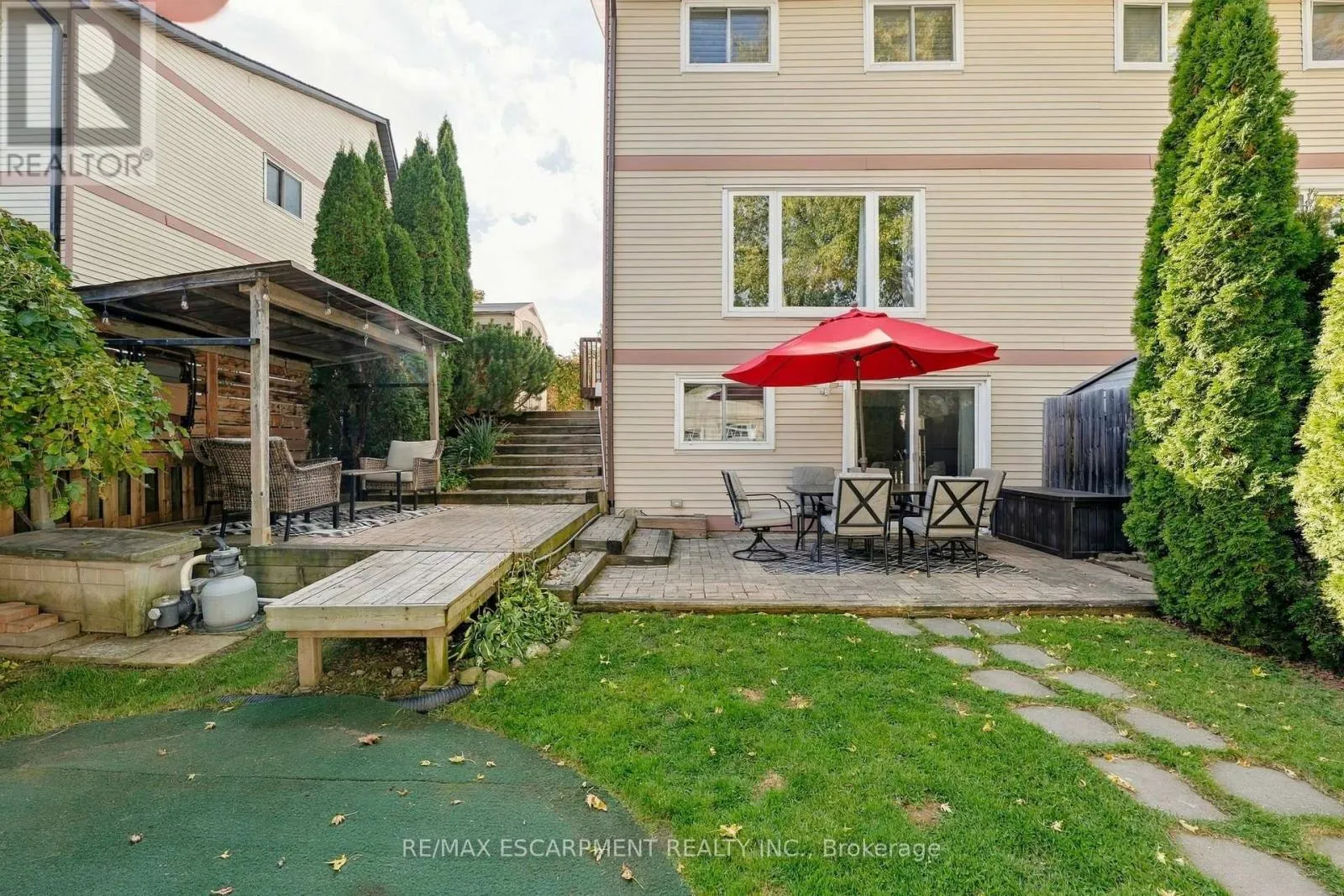2266 MELISSA CRESCENT