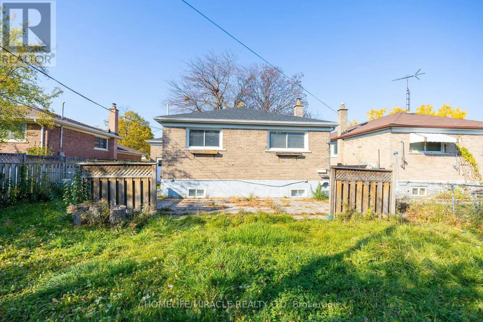 40 TEALHAM DRIVE