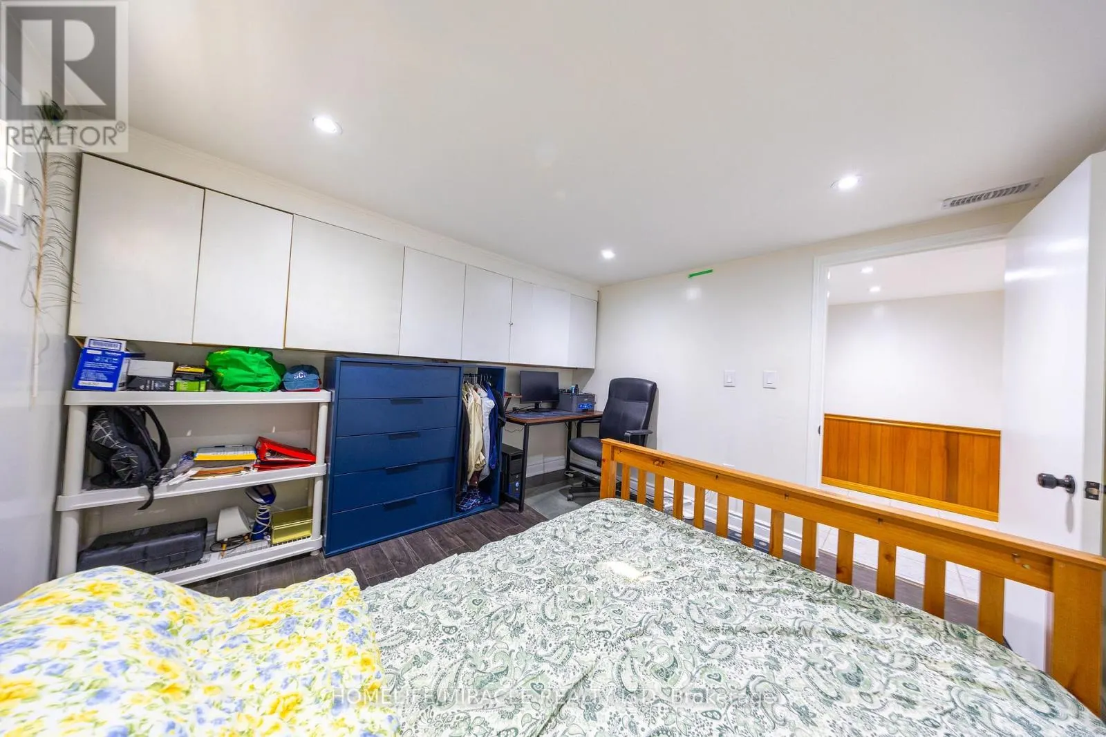 40 TEALHAM DRIVE