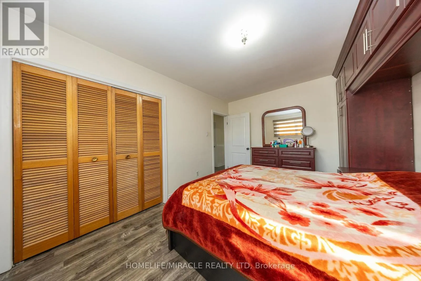 40 TEALHAM DRIVE