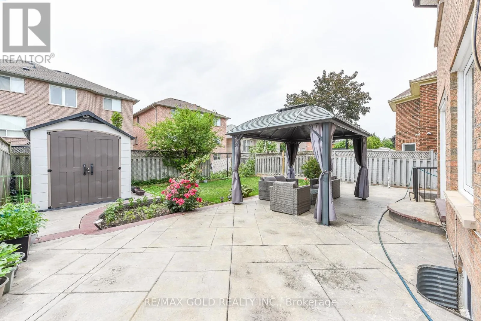 72 RAINFOREST DRIVE