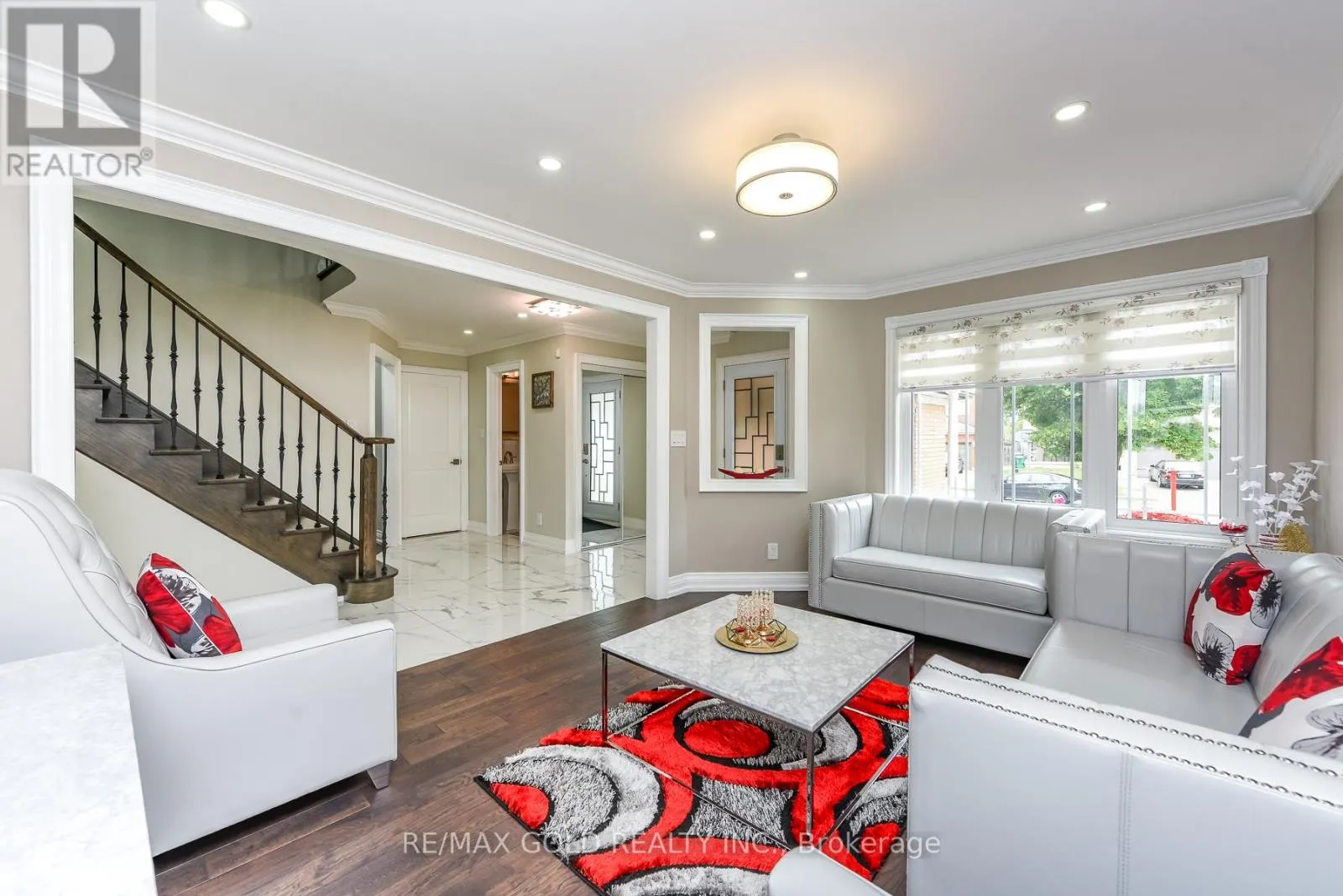 72 RAINFOREST DRIVE