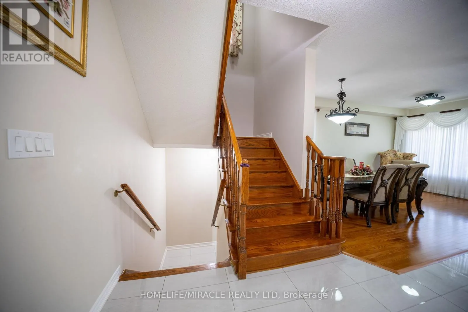20 REVELSTOKE PLACE