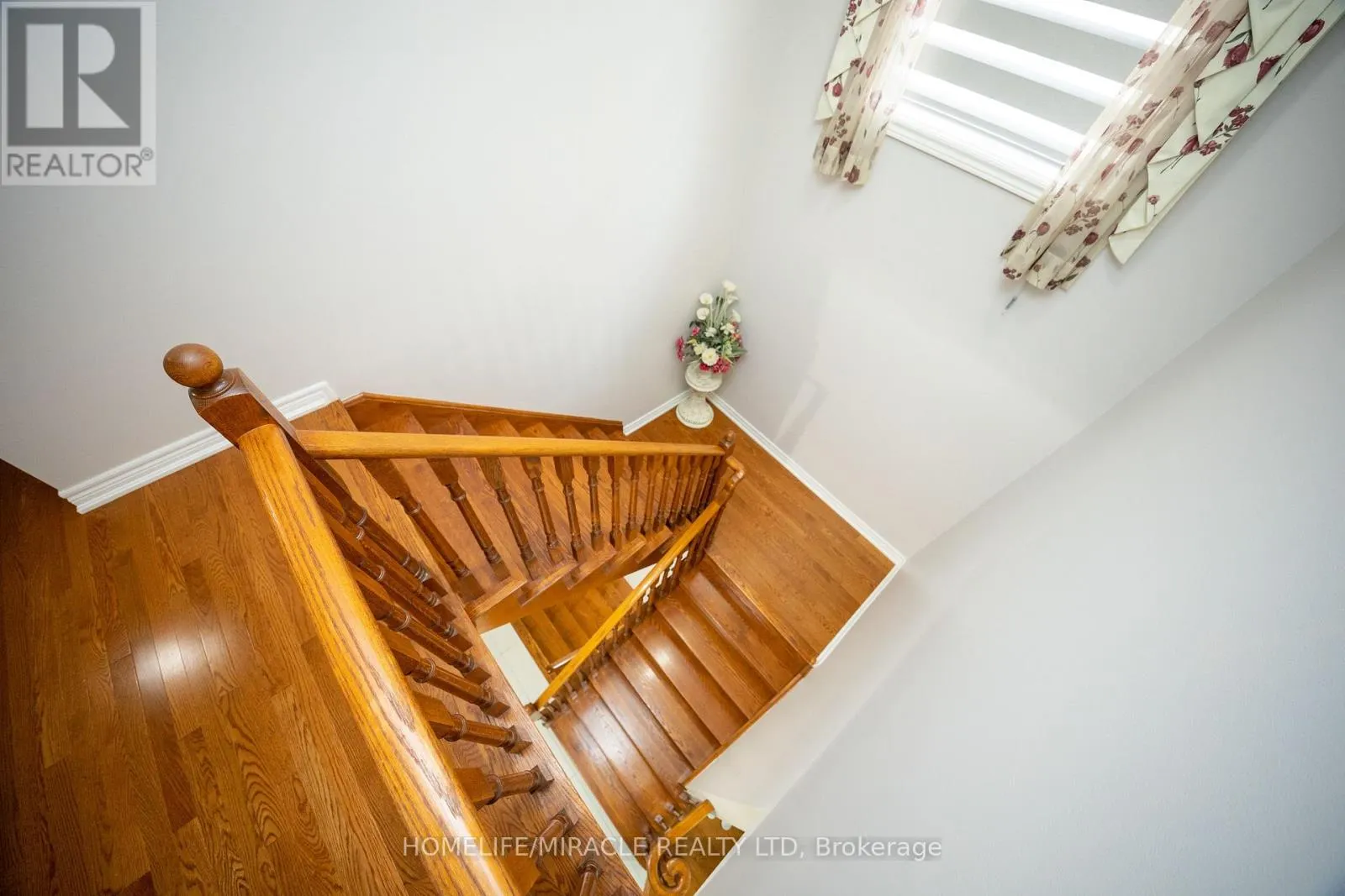 20 REVELSTOKE PLACE