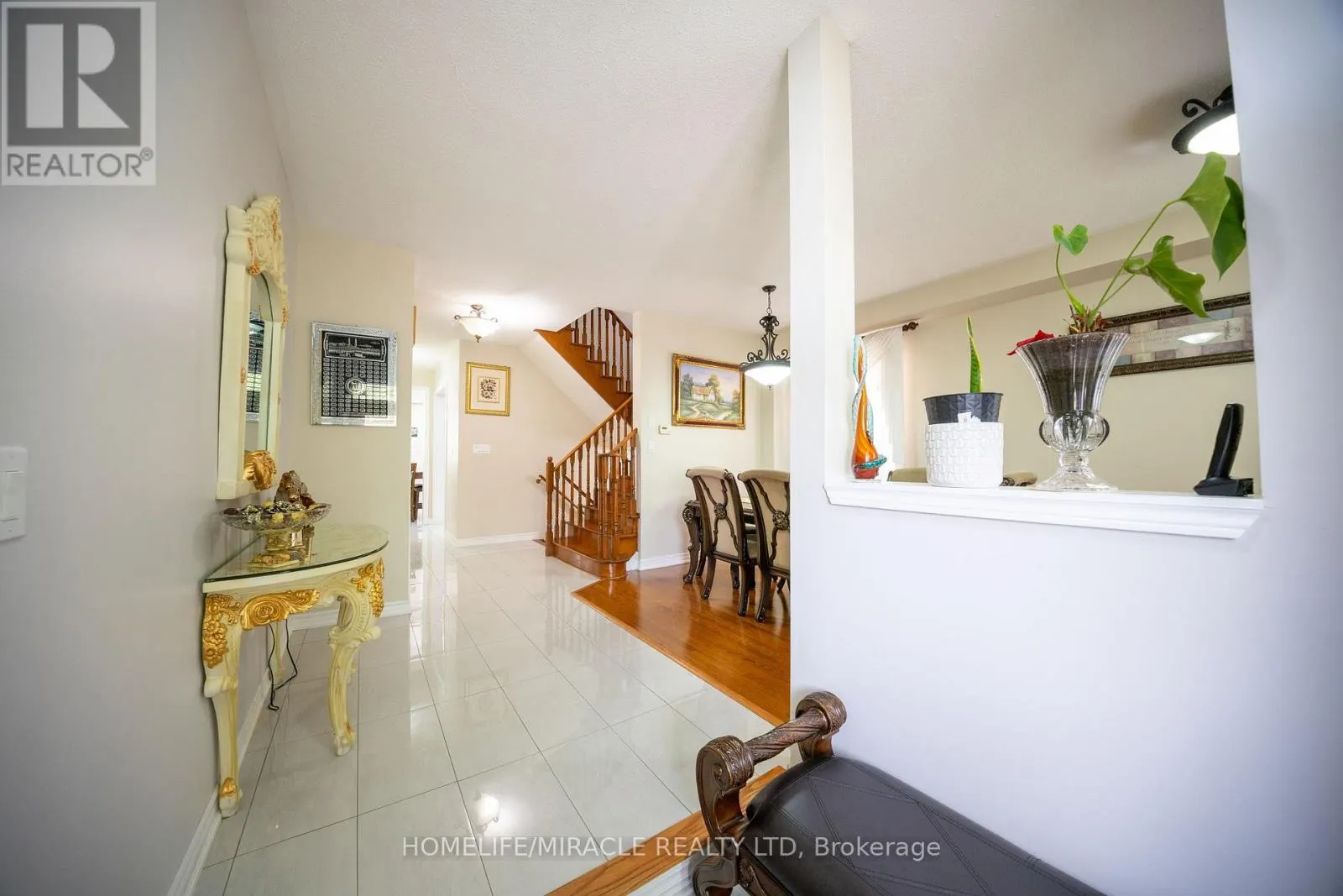 20 REVELSTOKE PLACE