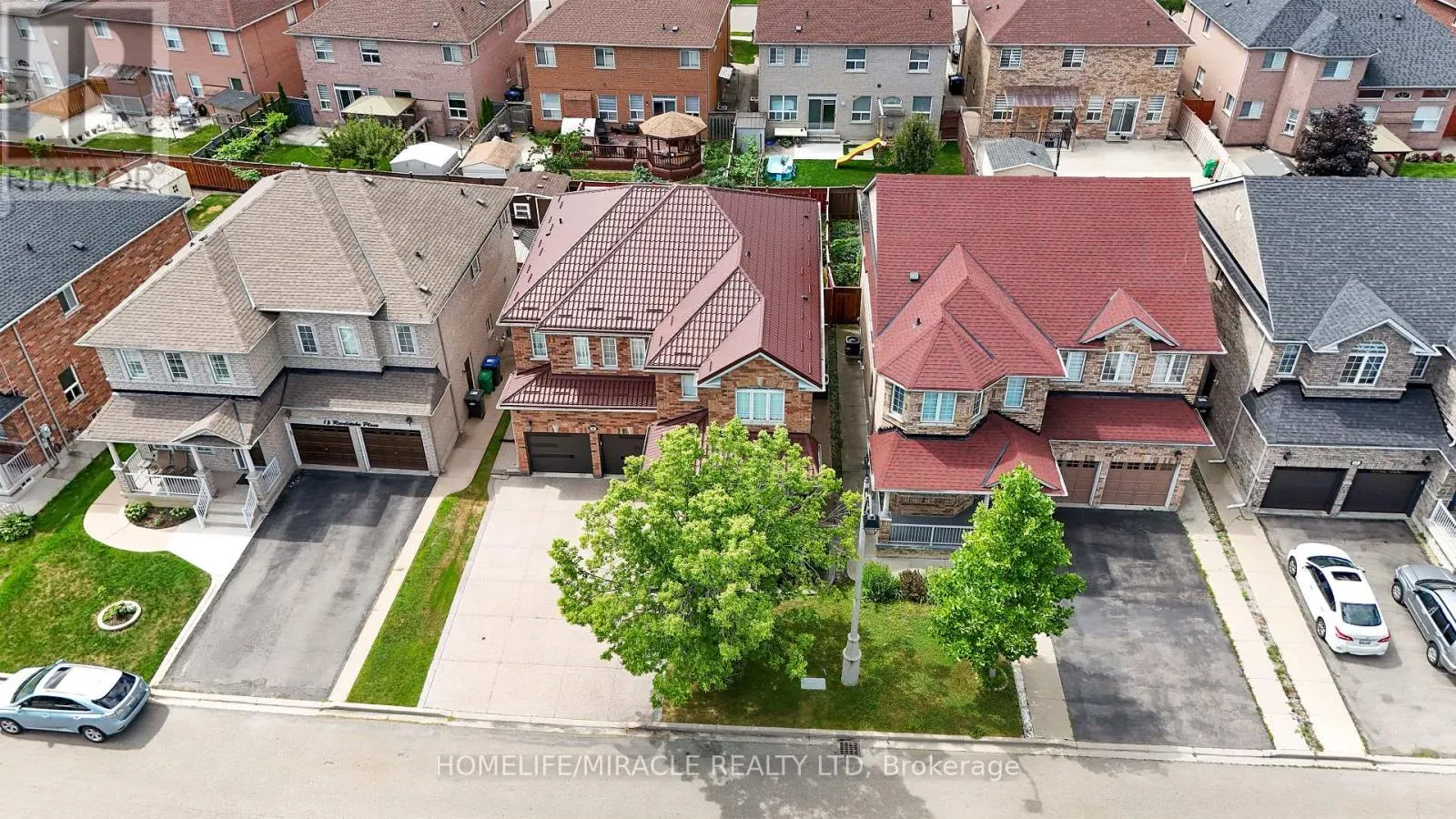 20 REVELSTOKE PLACE