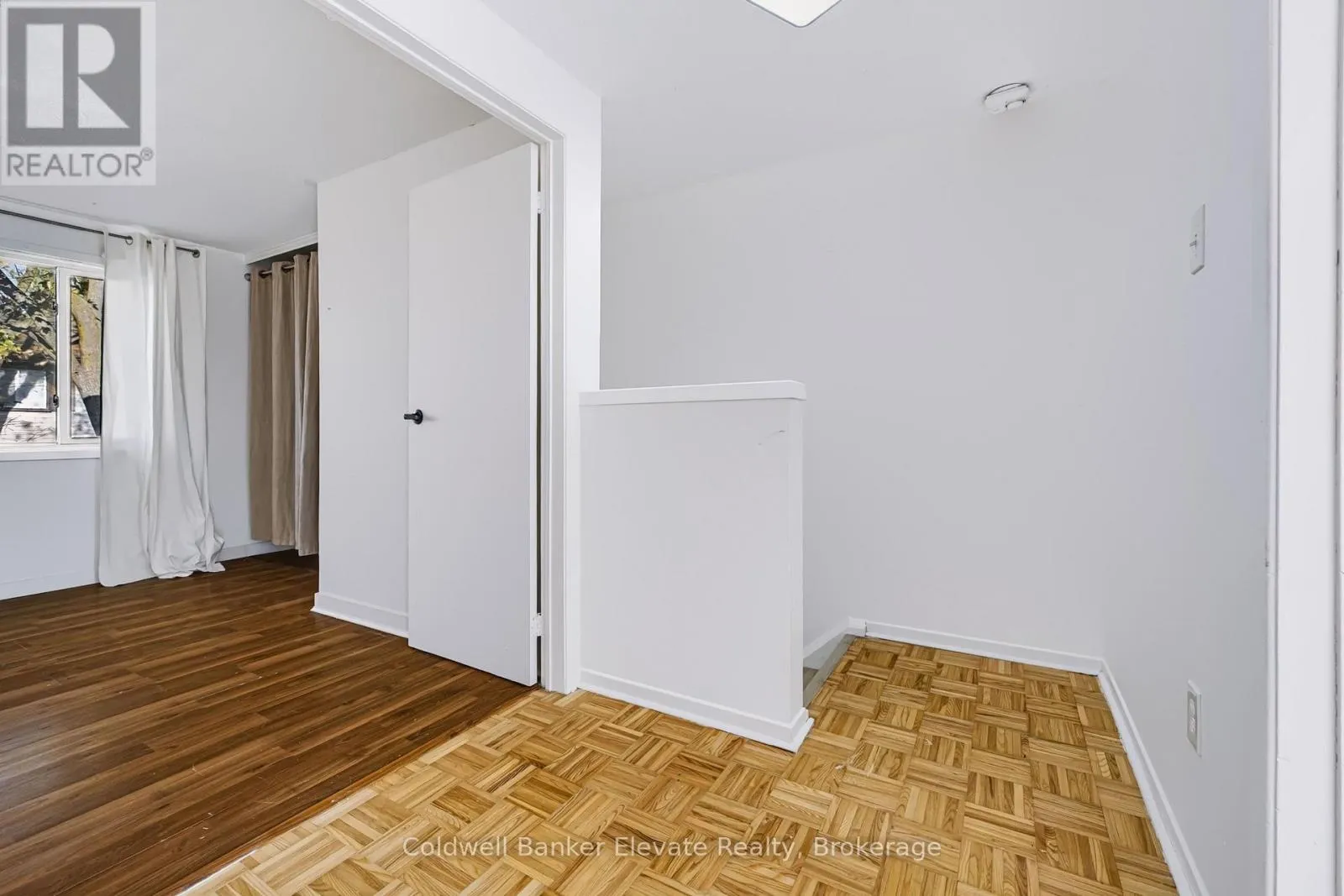 78 - 45 HANSEN ROAD N