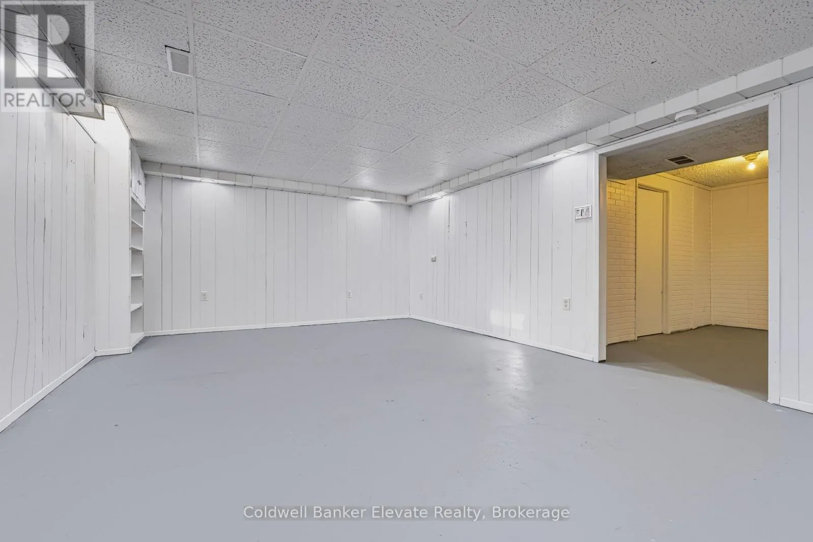 78 - 45 HANSEN ROAD N