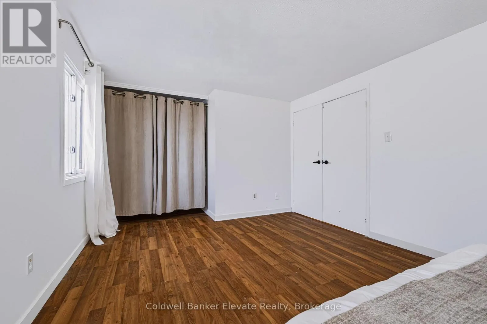 78 - 45 HANSEN ROAD N