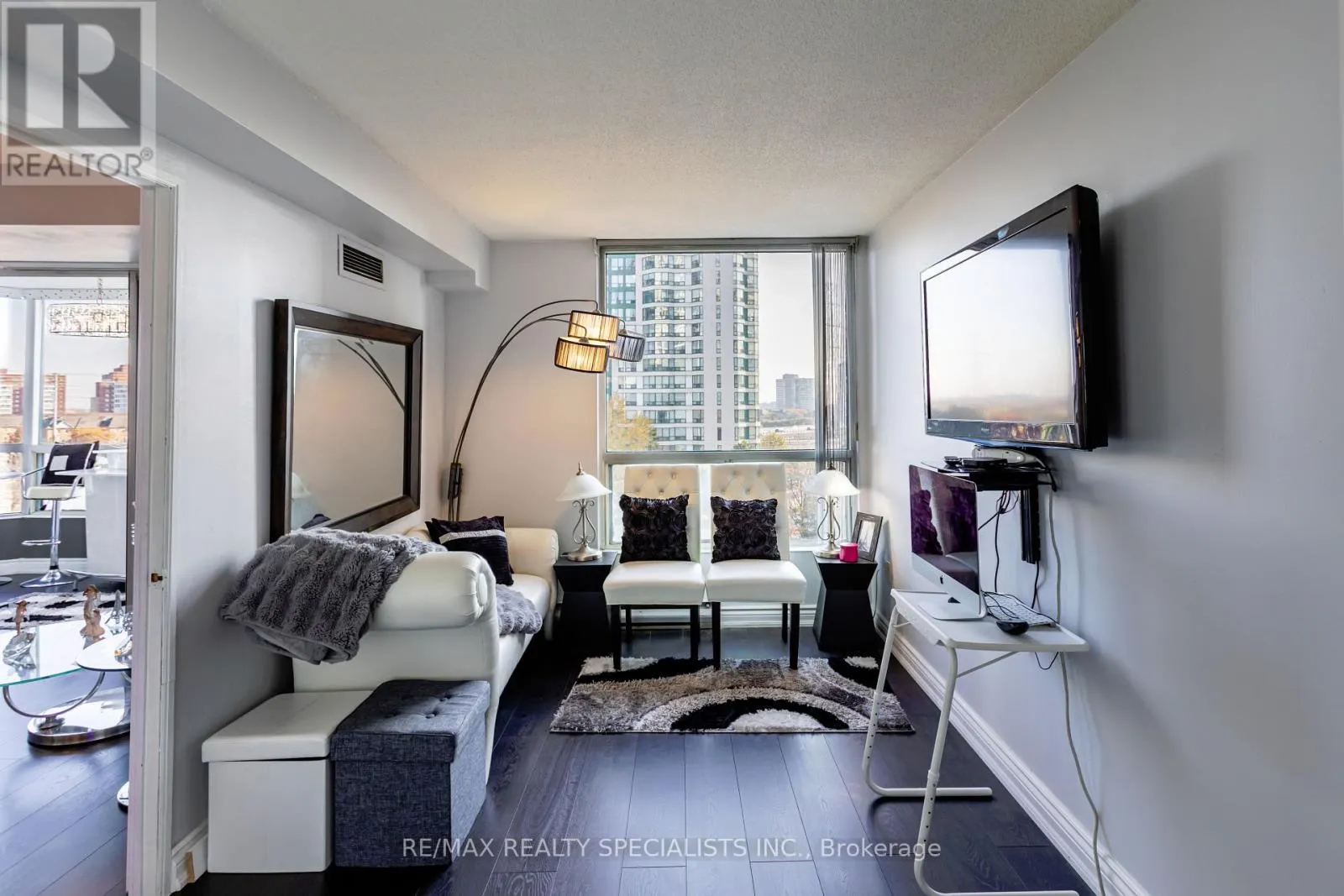 605 - 4470 TUCANA COURT