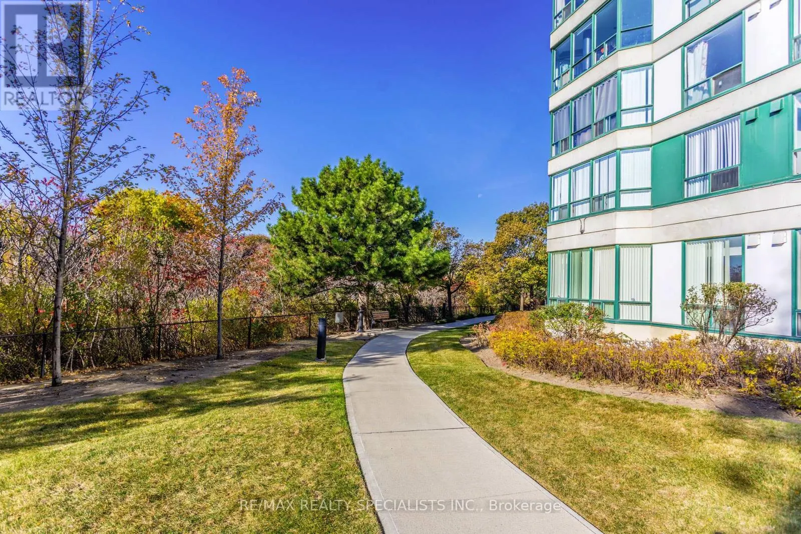 605 - 4470 TUCANA COURT
