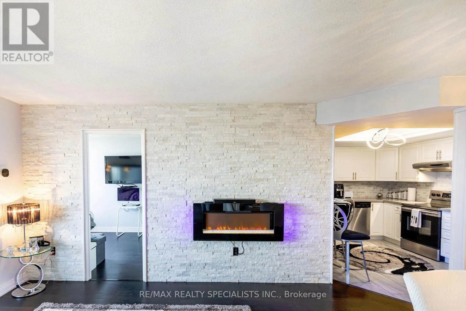 605 - 4470 TUCANA COURT