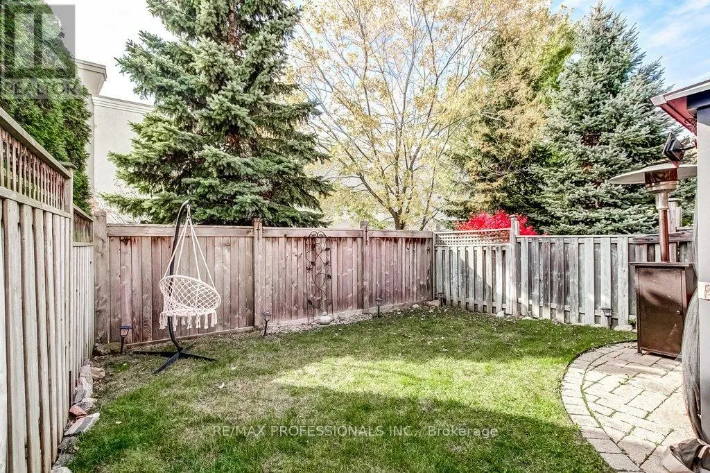 2294 NEWCASTLE CRESCENT