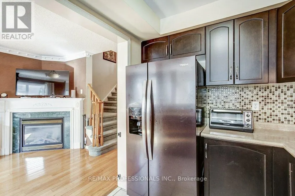 2294 NEWCASTLE CRESCENT