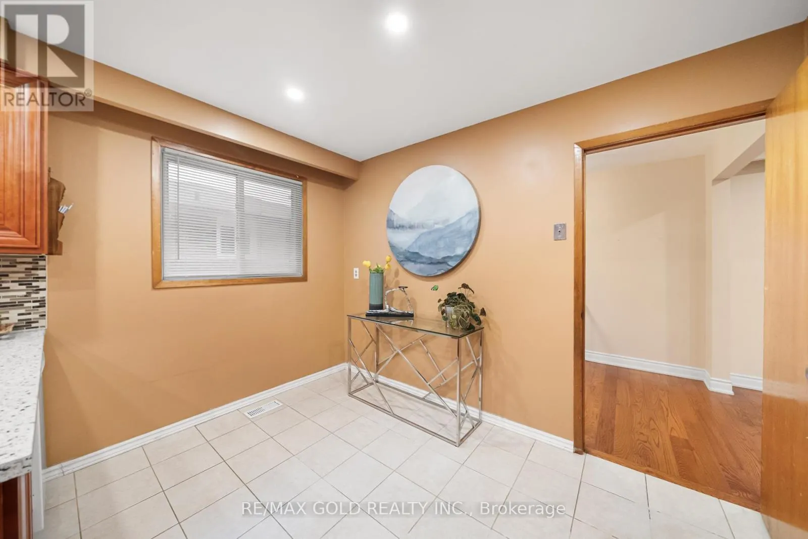 23 RADFORD DRIVE