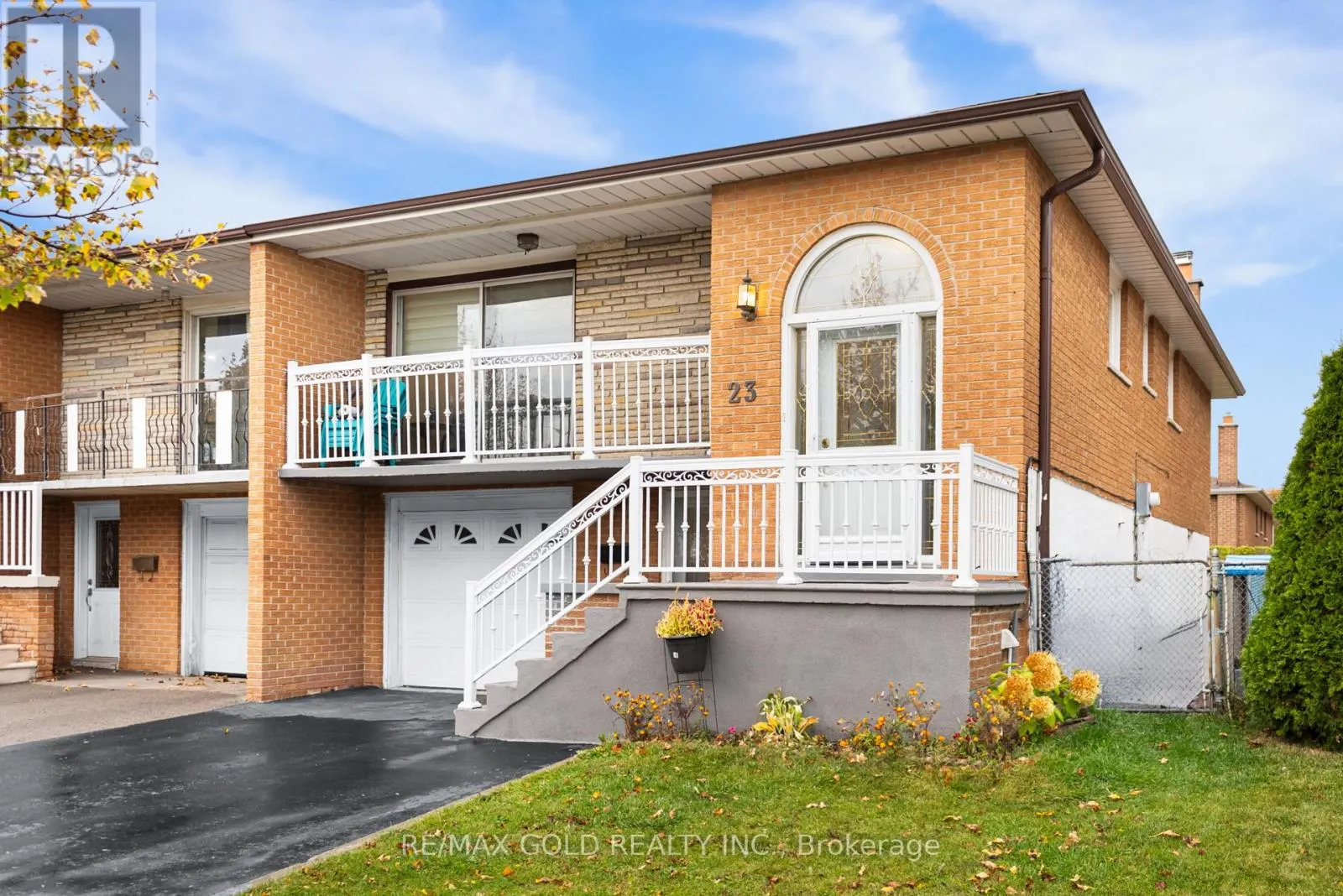 23 RADFORD DRIVE