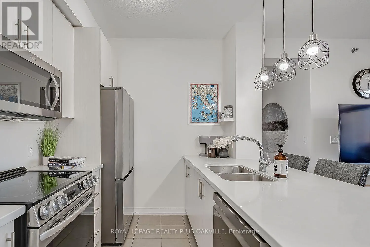 306 - 2486 OLD BRONTE ROAD